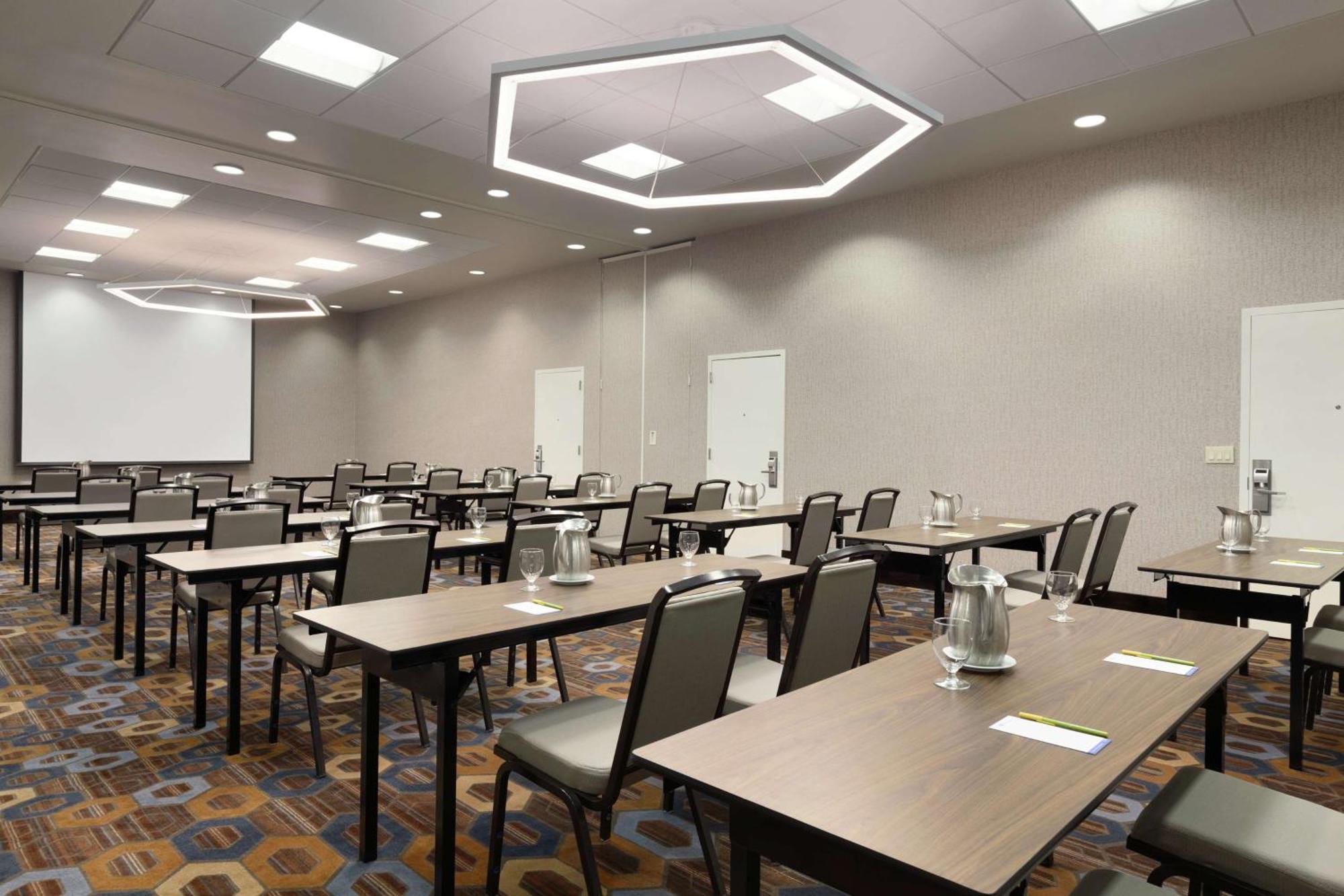 Hilton Garden Inn Cupertino Luaran gambar